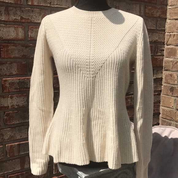 🚨B2G1 ANN TAYLOR Cream Wool Blend Soft Sweater - Picture 1 of 7